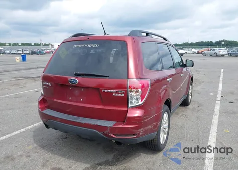 2013 Subaru Forester 2.5X Limited from USA, damaged, VIN JF2SHAEC3DH405353